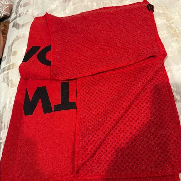 HOTWORX Red and Brown Yoga Mat and Towel Set - Picture 4 of 5